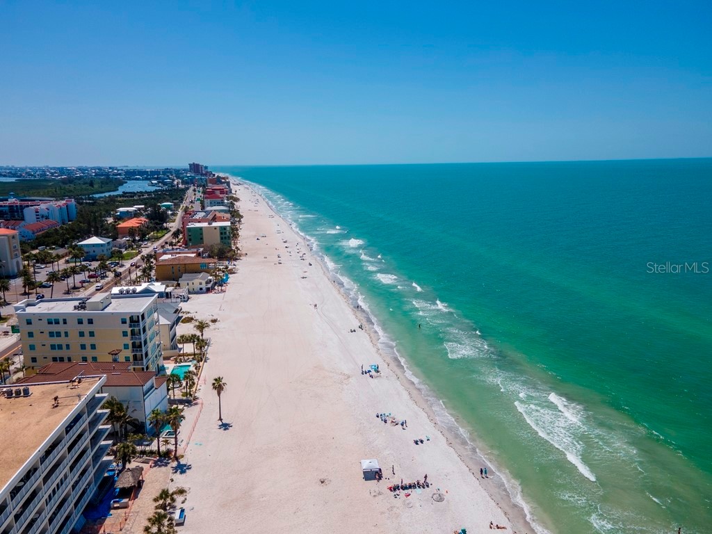 19417 Gulf Boulevard #B205 Indian Shores FL 33785 TB8345994 image69