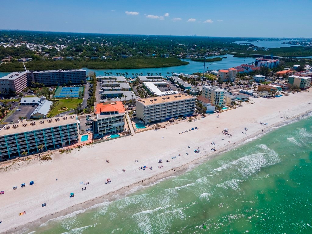 19417 Gulf Boulevard #B205 Indian Shores FL 33785 TB8345994 image71