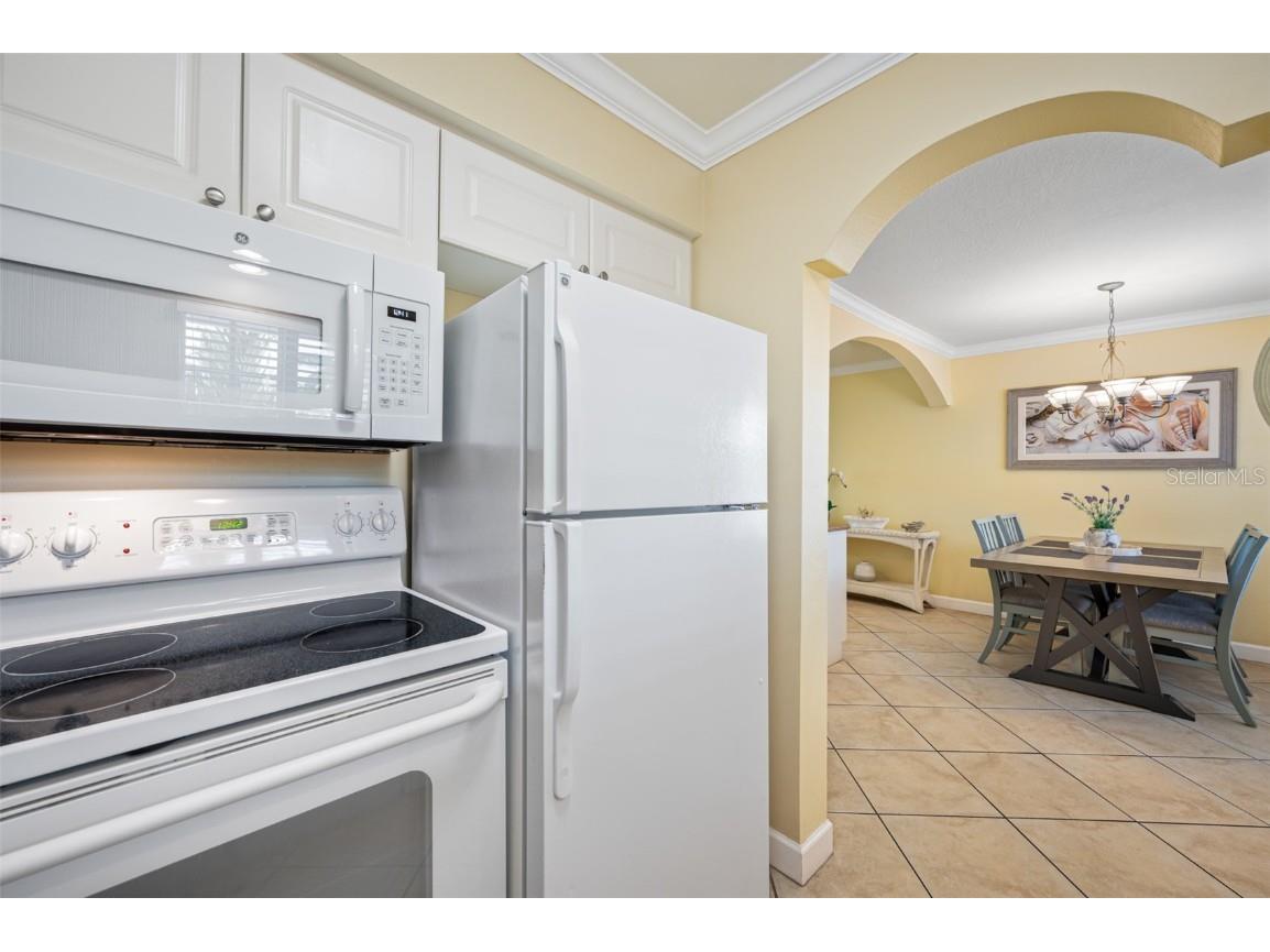 19417 Gulf Boulevard #C-211 Indian Shores FL 33785 - INTRACOASTAL TB8334521 image10