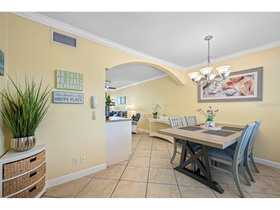 19417 Gulf Boulevard #C-211 Indian Shores FL 33785 - INTRACOASTAL TB8334521 image3