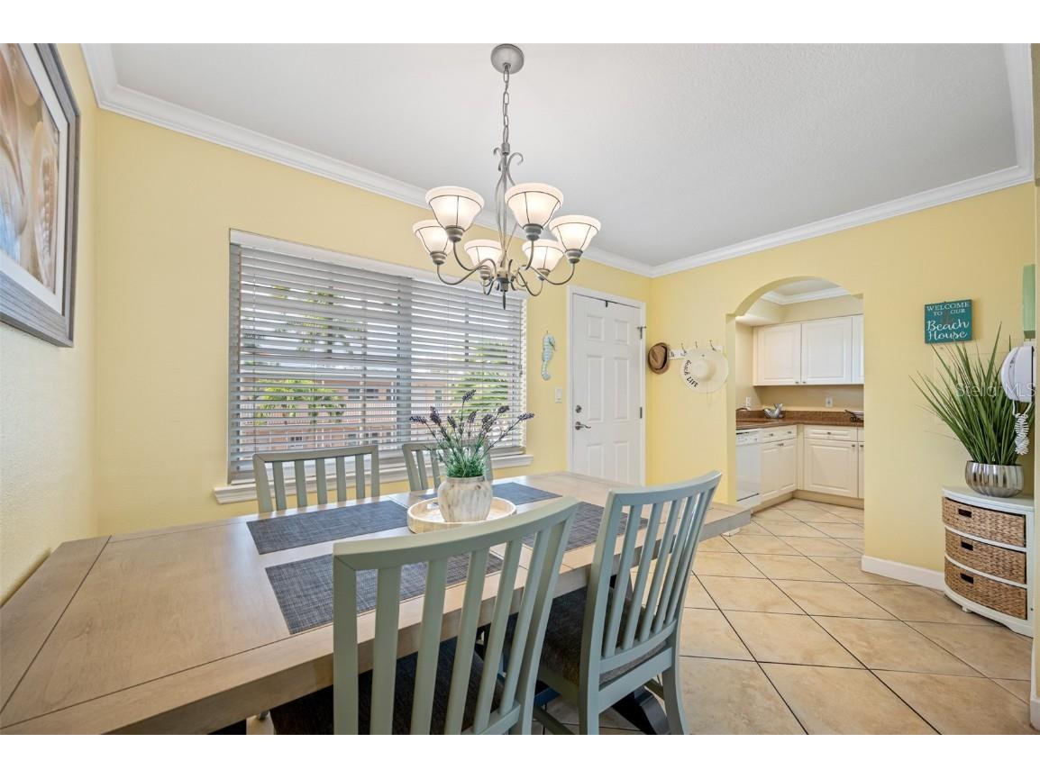 19417 Gulf Boulevard #C-211 Indian Shores FL 33785 - INTRACOASTAL TB8334521 image4