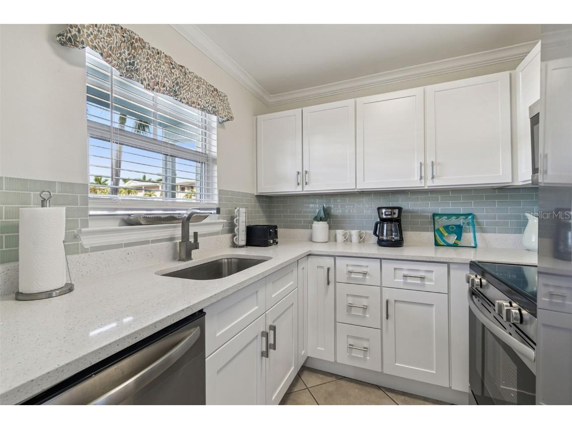 19417 Gulf Boulevard #F107 Indian Shores FL 33785 TB8456840 image7