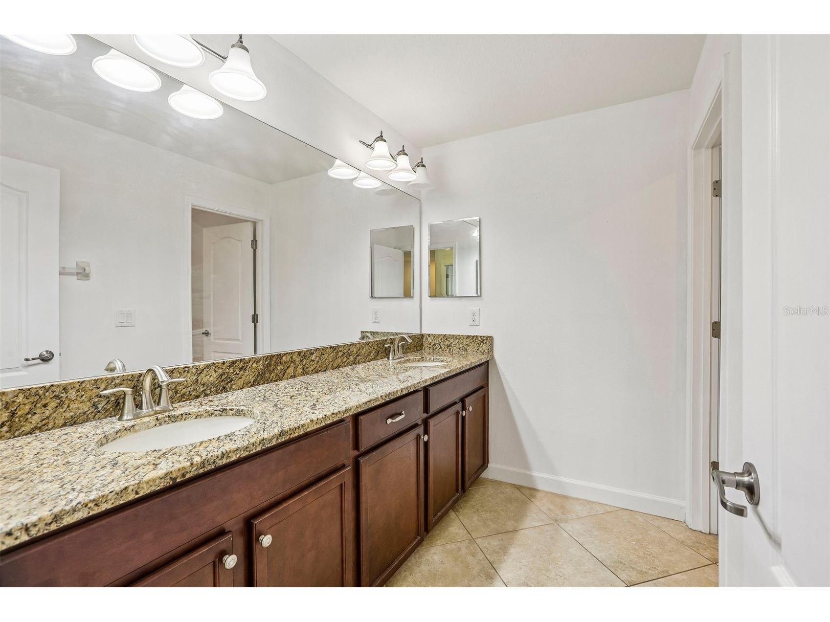 19417 Paddock View Drive Tampa FL 33647 TB8496889 image26