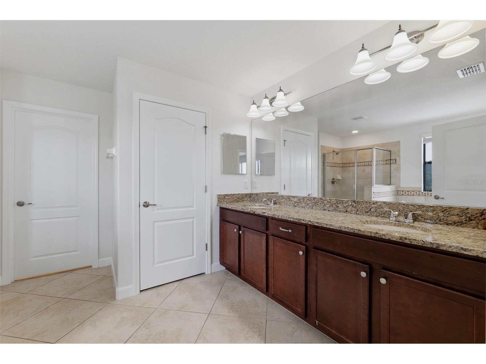 19419 Paddock View Drive Tampa FL 33647 TB8503200 image28