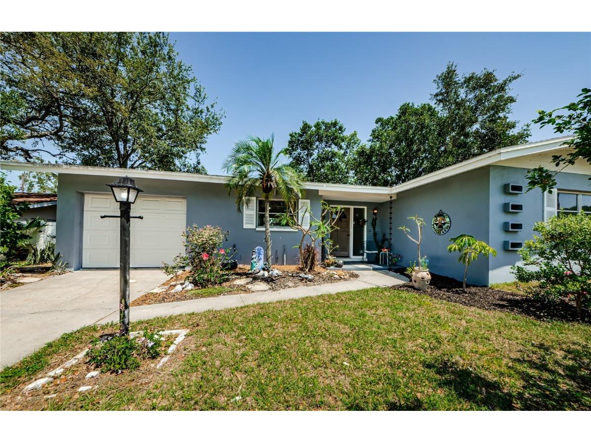1942 Ashland Drive Clearwater FL 33763 TB8372041 image1