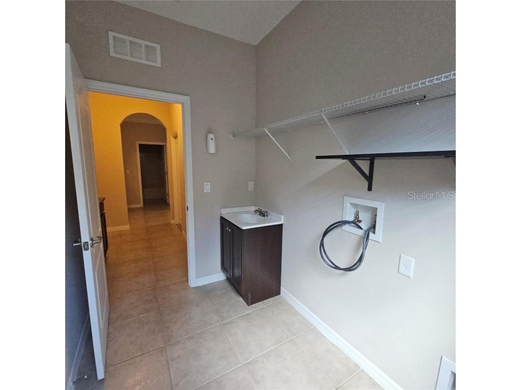 1942 Commander Way Kissimmee FL 34746 S5123632 image30