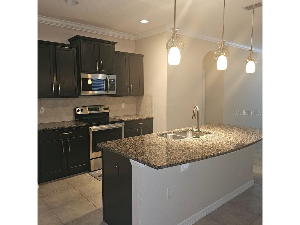 1942 Commander Way Kissimmee FL 34746 S5123632 image4