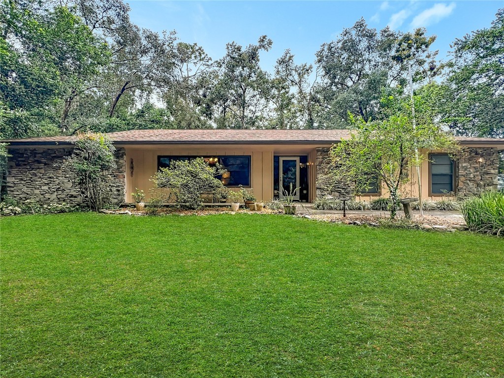 1942 Country Club Road Eustis FL 32726 G5102974 image1