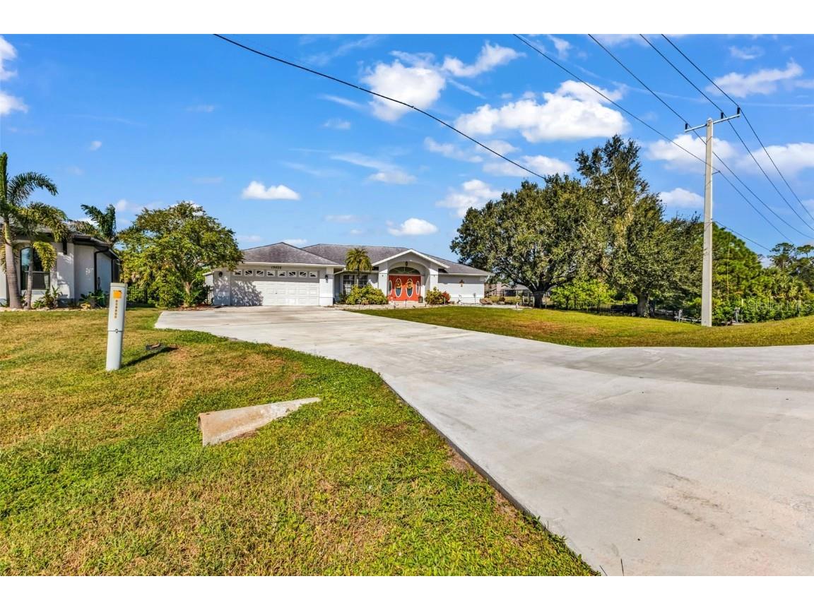 19420 Midway Boulevard Port Charlotte FL 33948 C7515659 image3