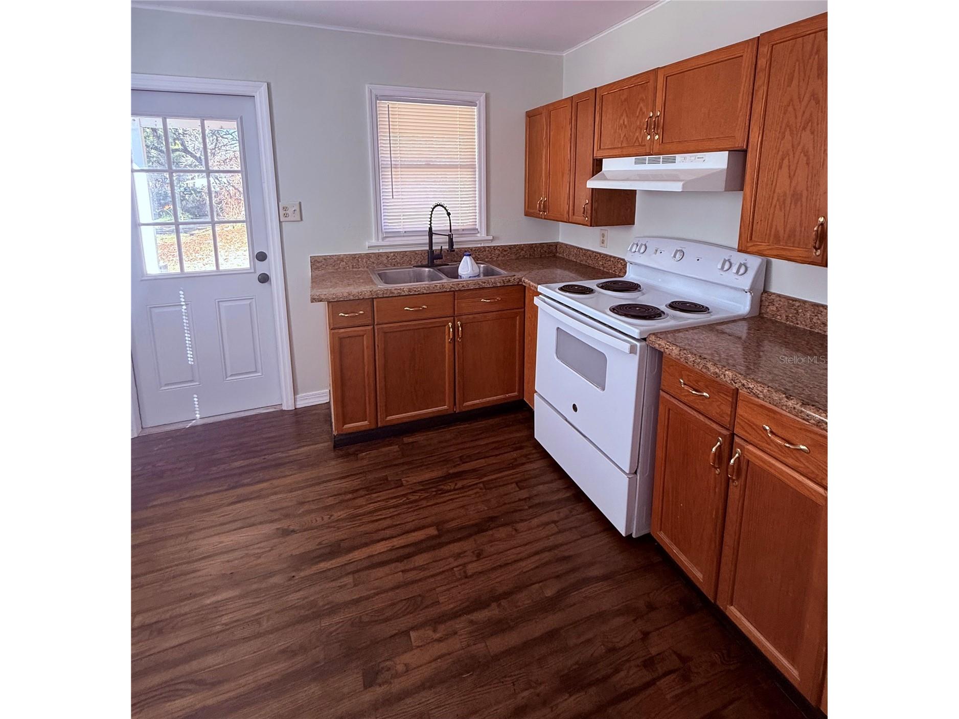 1942119425 Fort Dade Avenue Brooksville FL 34601 OM717164 image23