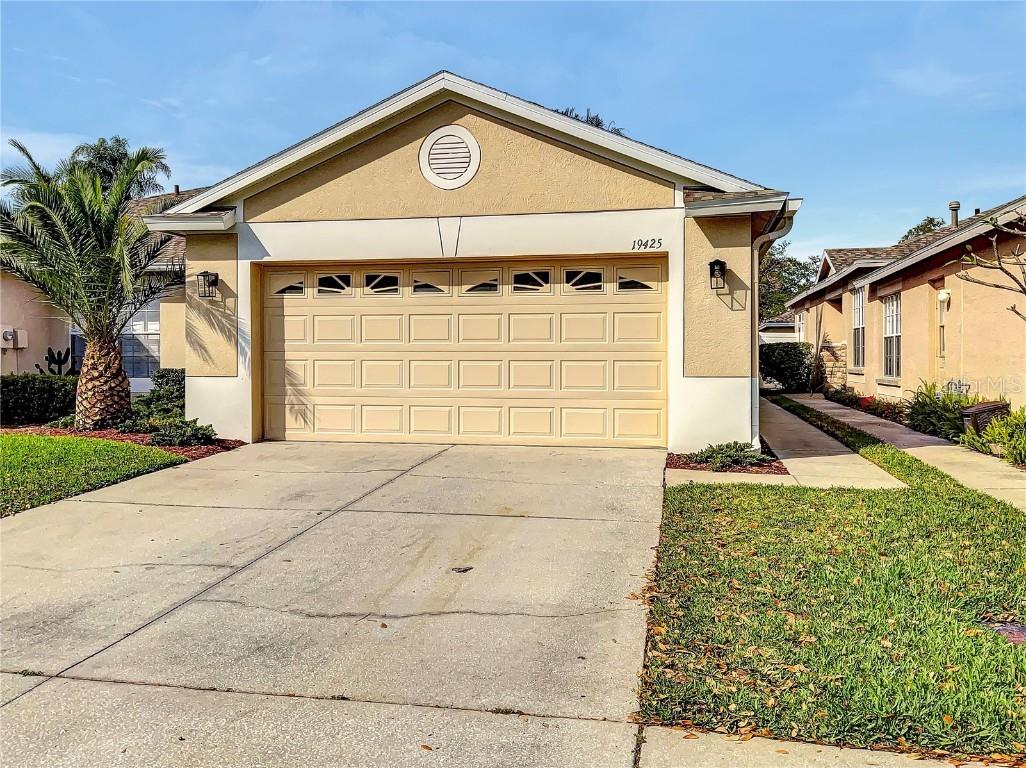 19425 Weymouth Drive Land O Lakes FL 34638 O6093296 image1