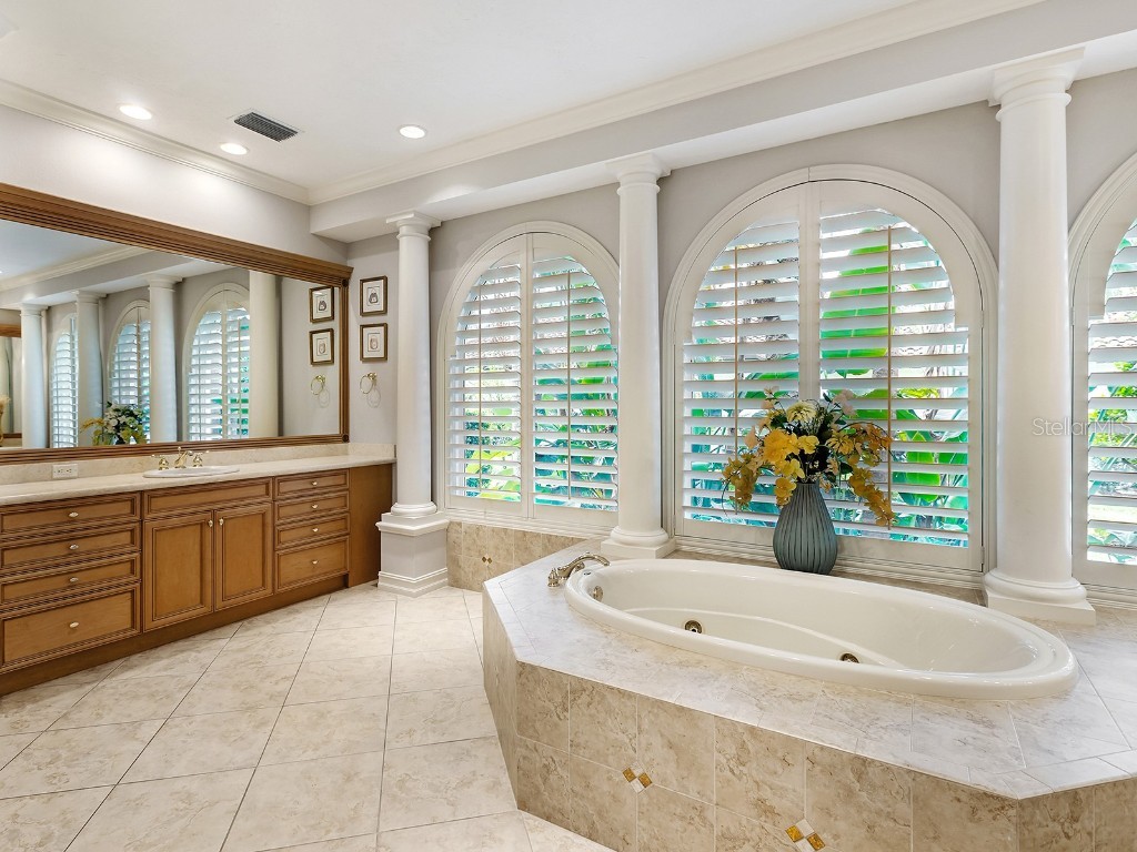 19428 Ganton Avenue Lakewood Ranch FL 34202 A4667478 image47