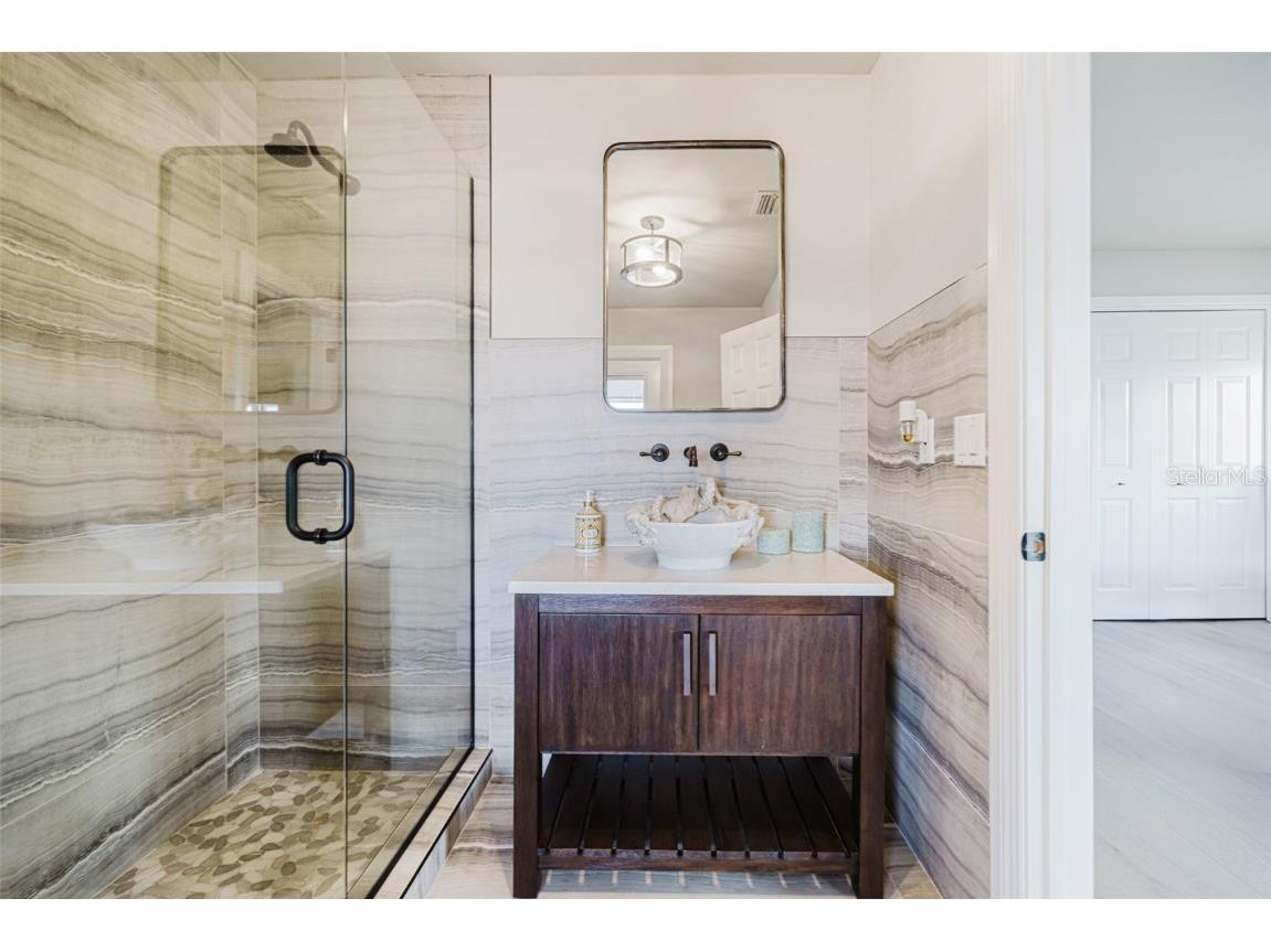 1943 Bahama Avenue Fort Myers FL 33905 A4618043 image40