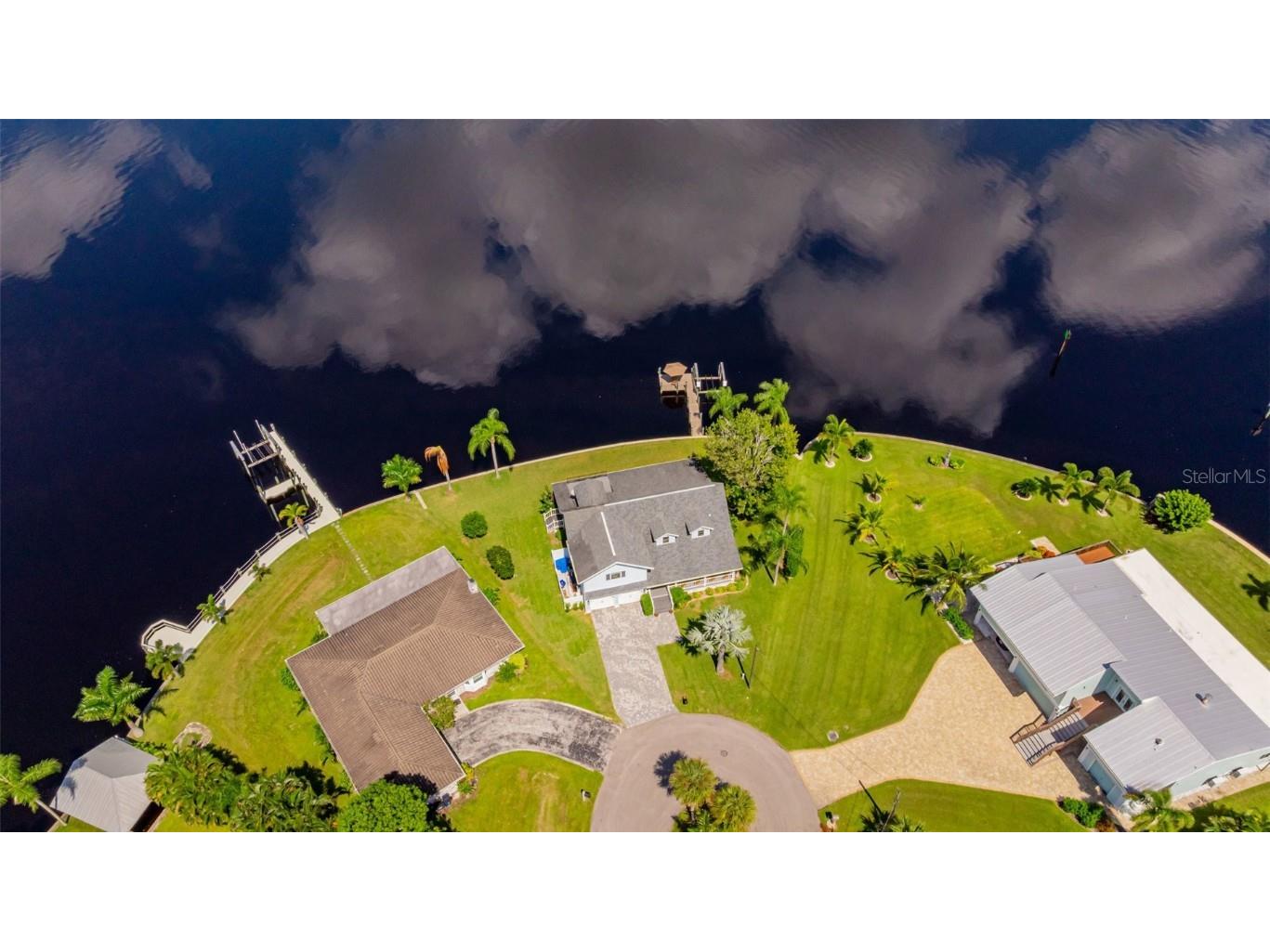 1943 Bahama Avenue Fort Myers FL 33905 A4618043 image76