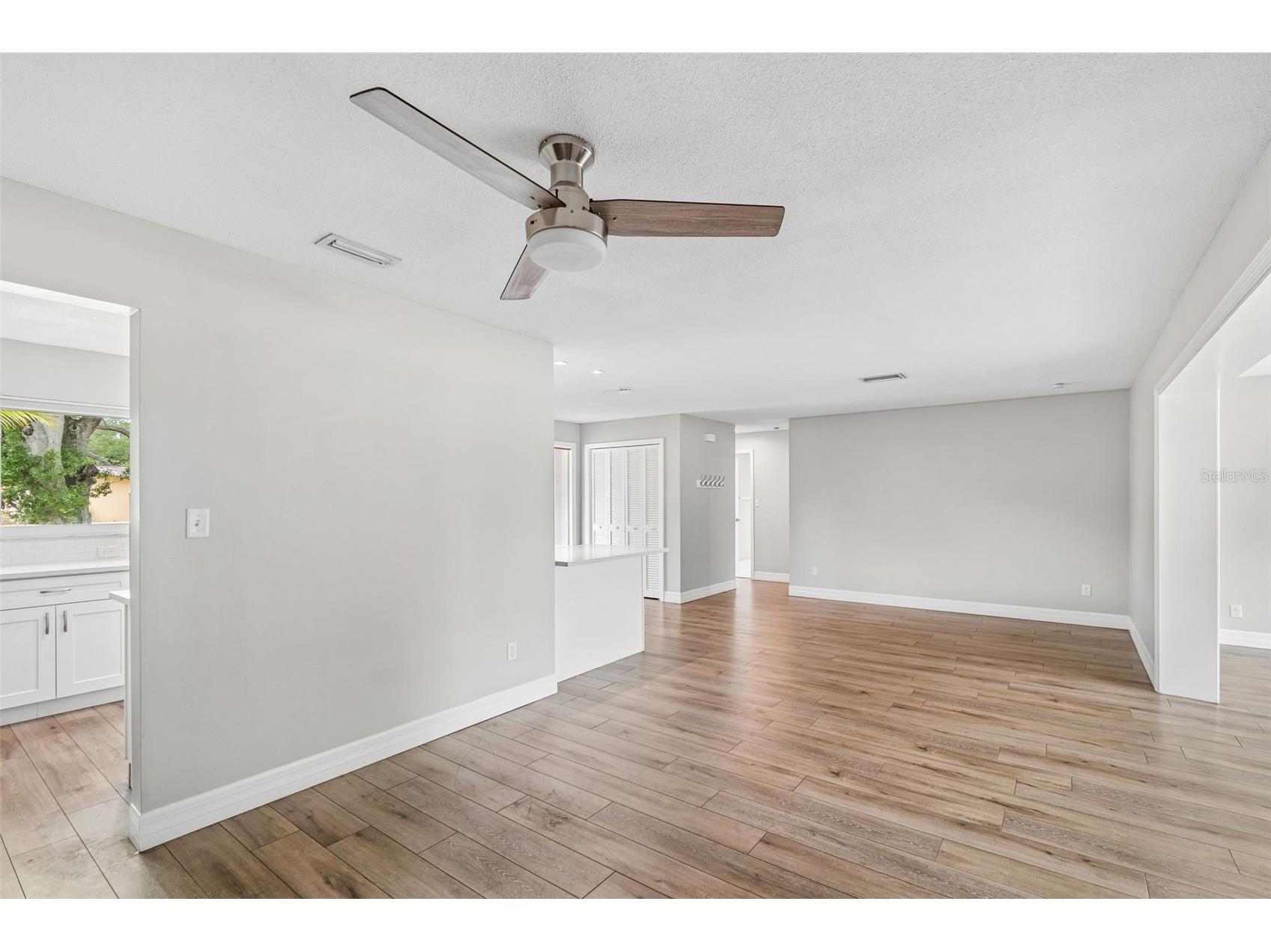 1943 Barbara Avenue Clearwater FL 33755 TB8514557 image13