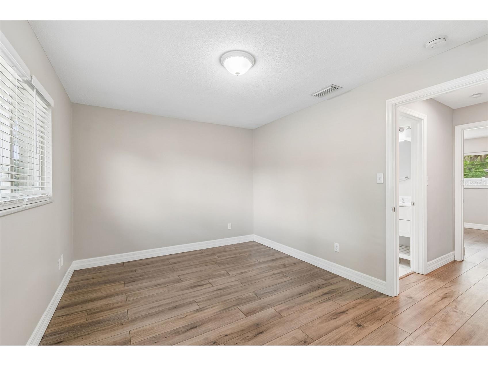 1943 Barbara Avenue Clearwater FL 33755 TB8514557 image30