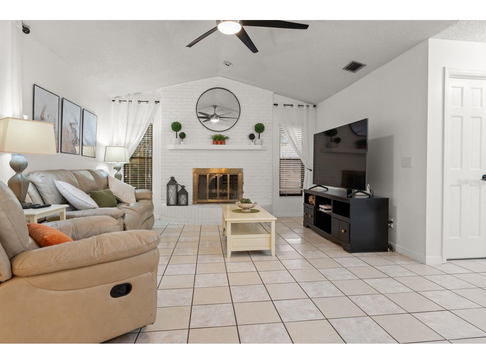 1943 Dupont Court Deltona FL 32725 O6417897 image3