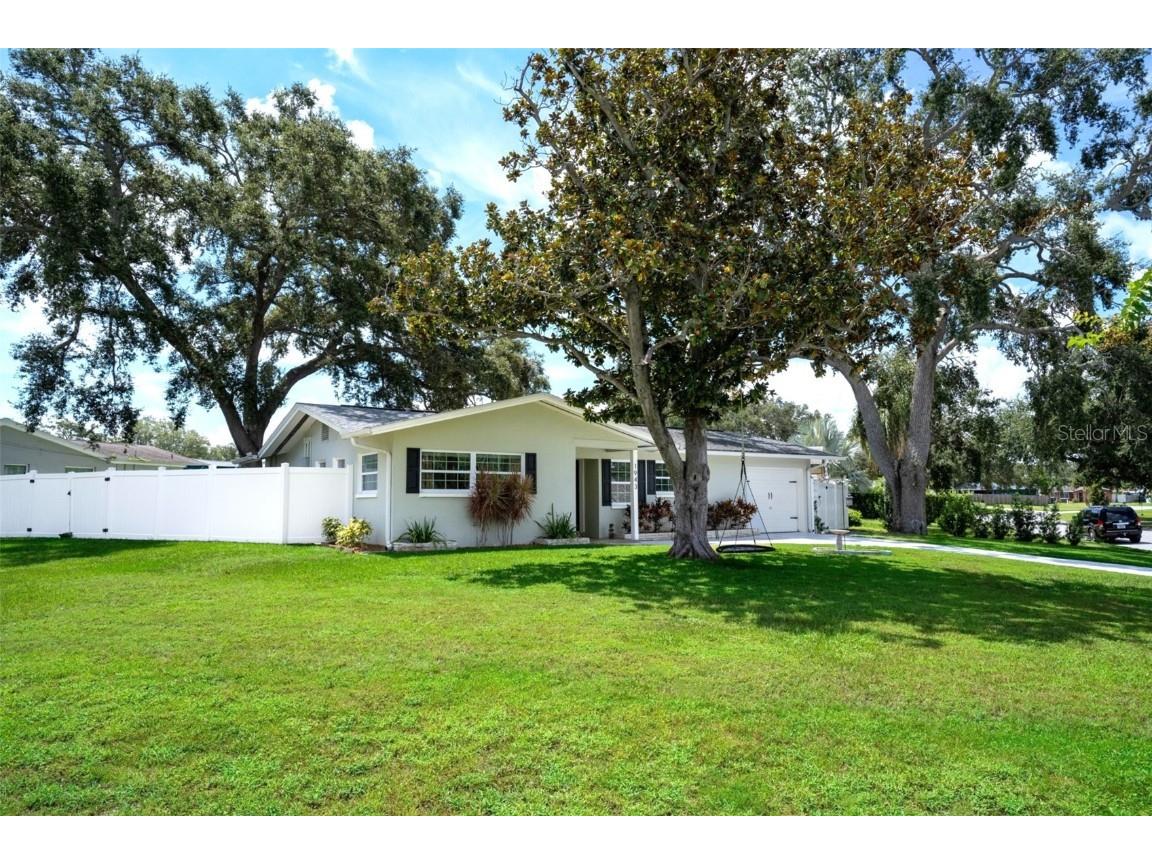 1943 June Bells Drive Clearwater FL 33755 TB8416253 image1