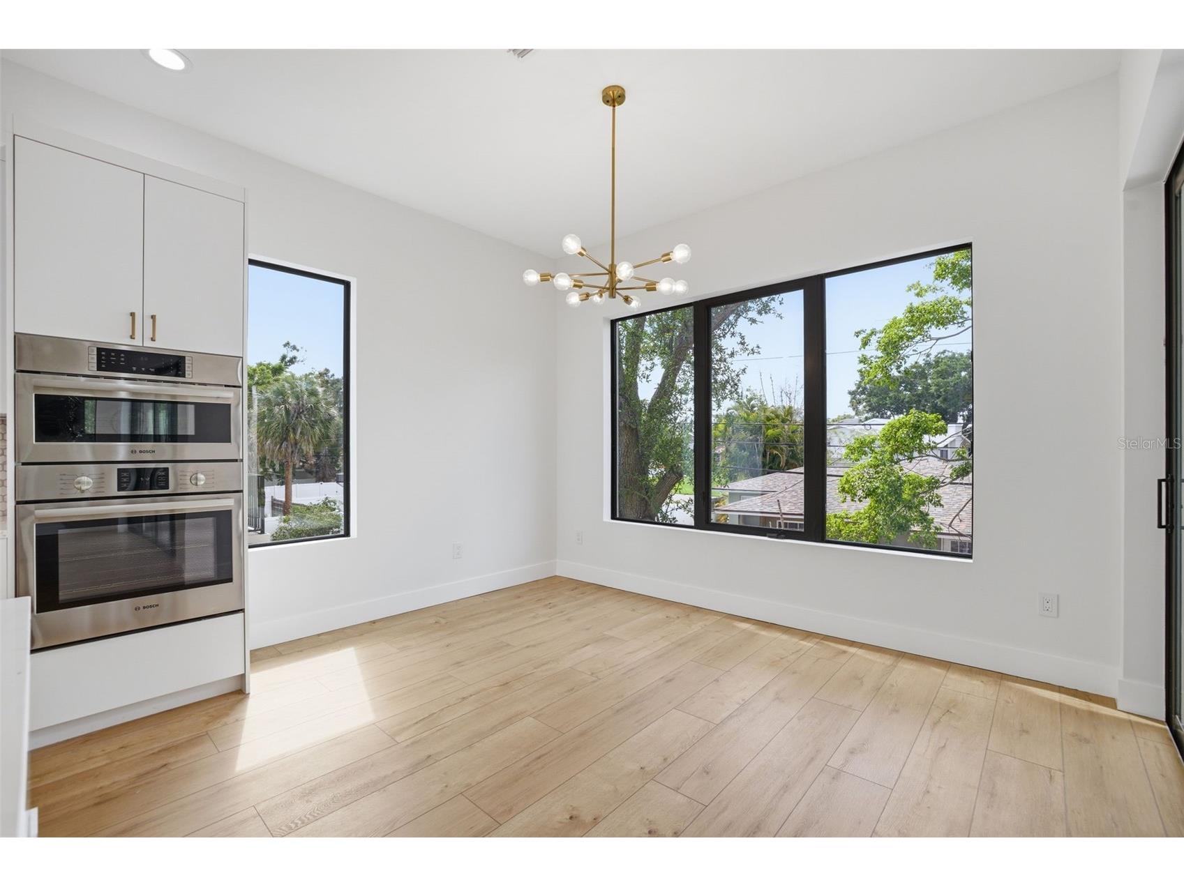 1943 Shore Acres Boulevard NE Saint Petersburg FL 33703 TB8497542 image19