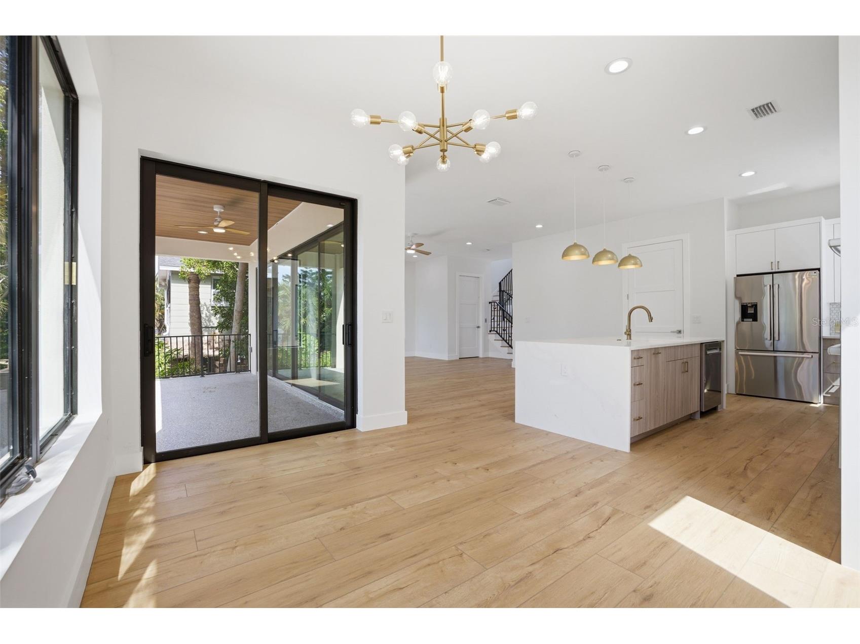 1943 Shore Acres Boulevard NE Saint Petersburg FL 33703 TB8497542 image21