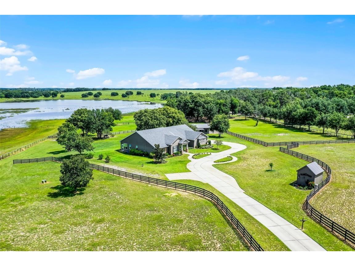 19435 Villa City Road Groveland FL 34736 - Moon Lake G5099496 image1