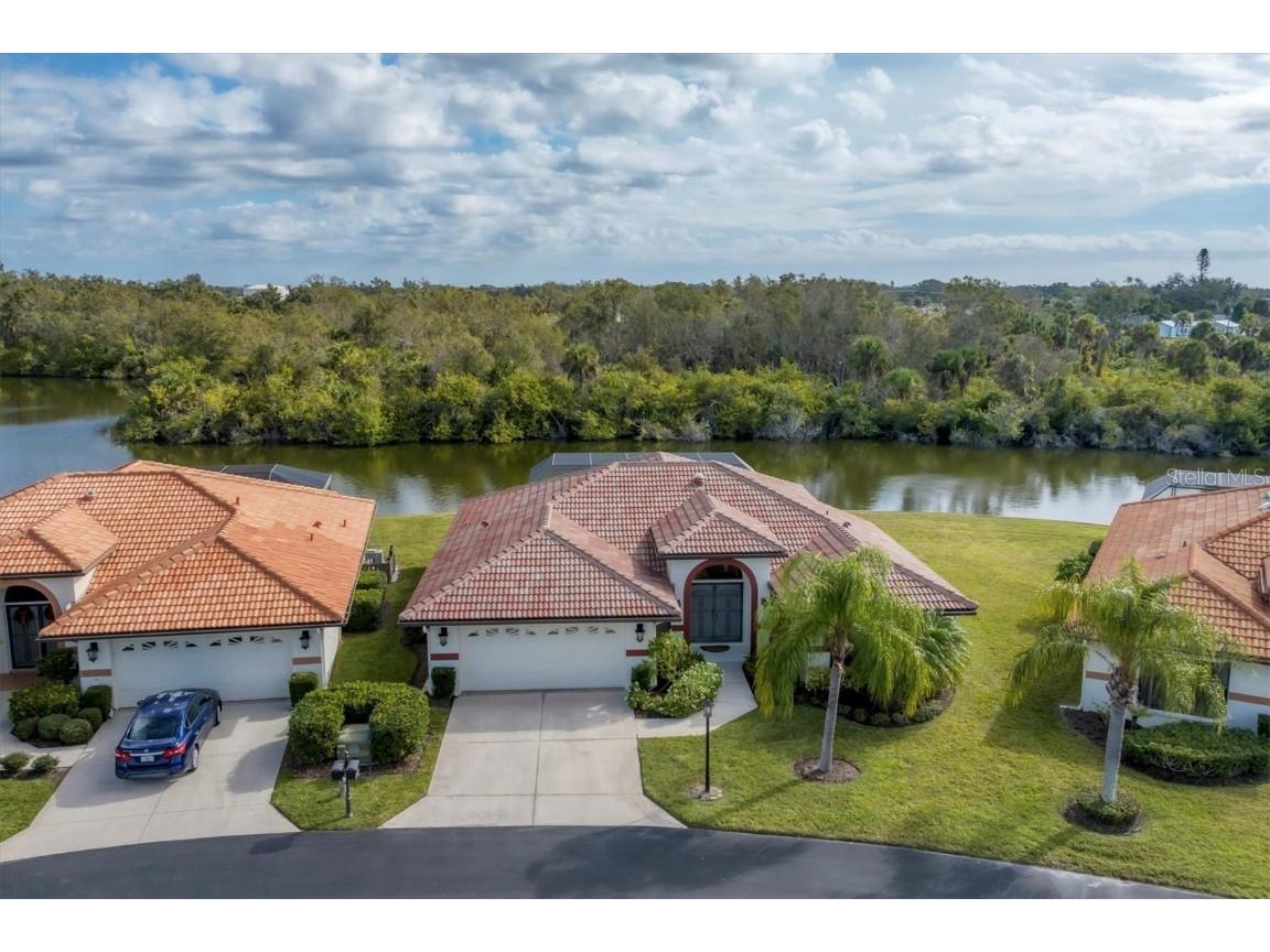 1944 Cove Pointe Drive Venice FL 34293 N6130311 image1