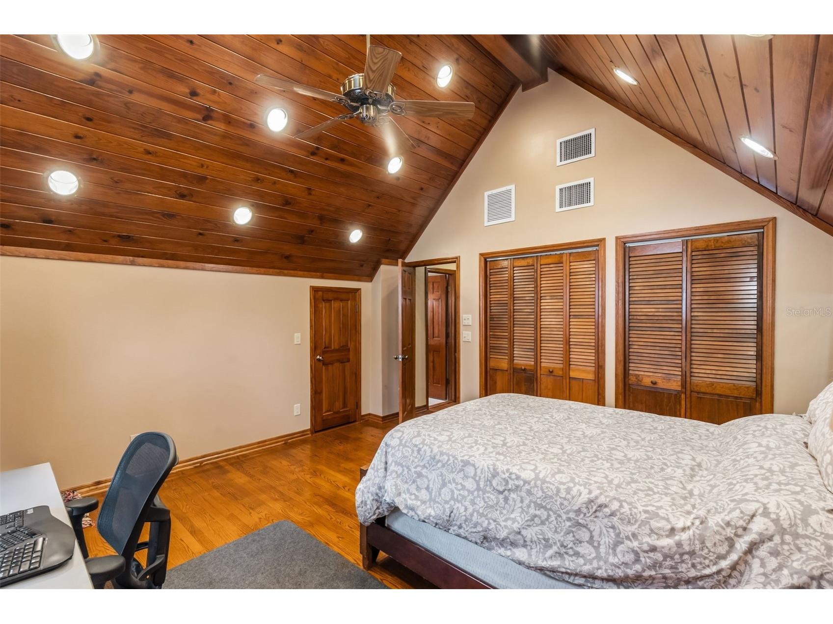 1944 Levine Lane Clearwater FL 33760 O6408546 image32