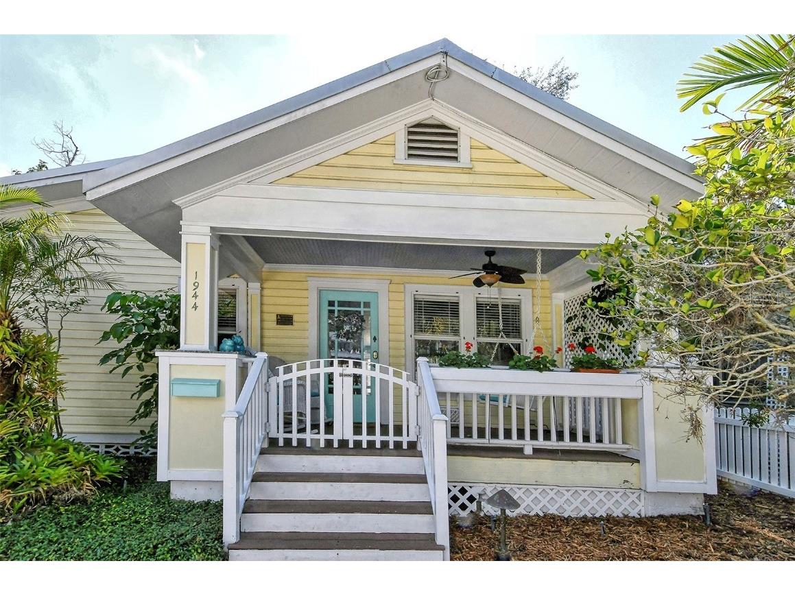 1944 Morrill Street Sarasota FL 34236 A4588943 image1