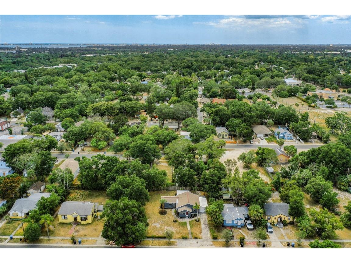 1945 20th Street S Saint Petersburg FL 33712 L4939256 image1