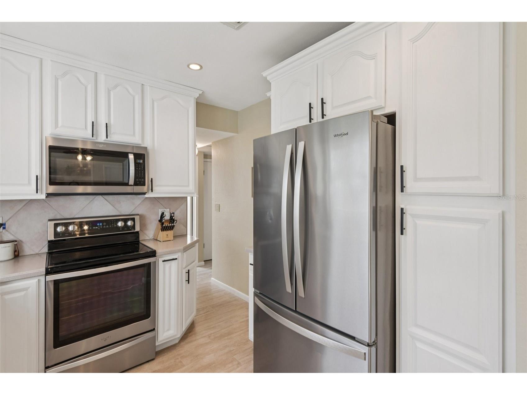 1945 59th Street N Saint Petersburg FL 33710 TB8462417 image10