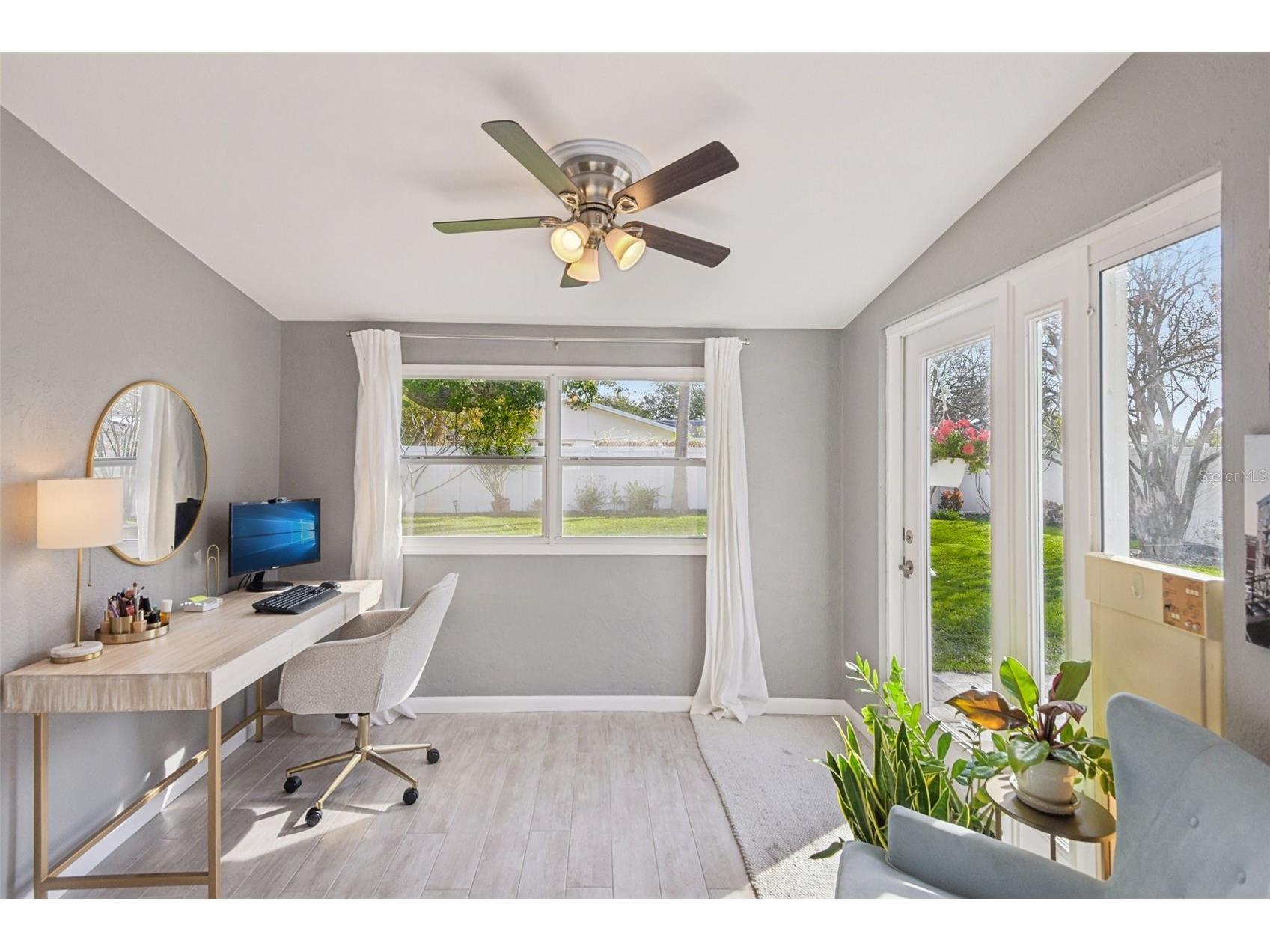 1945 59th Street N Saint Petersburg FL 33710 TB8462417 image13