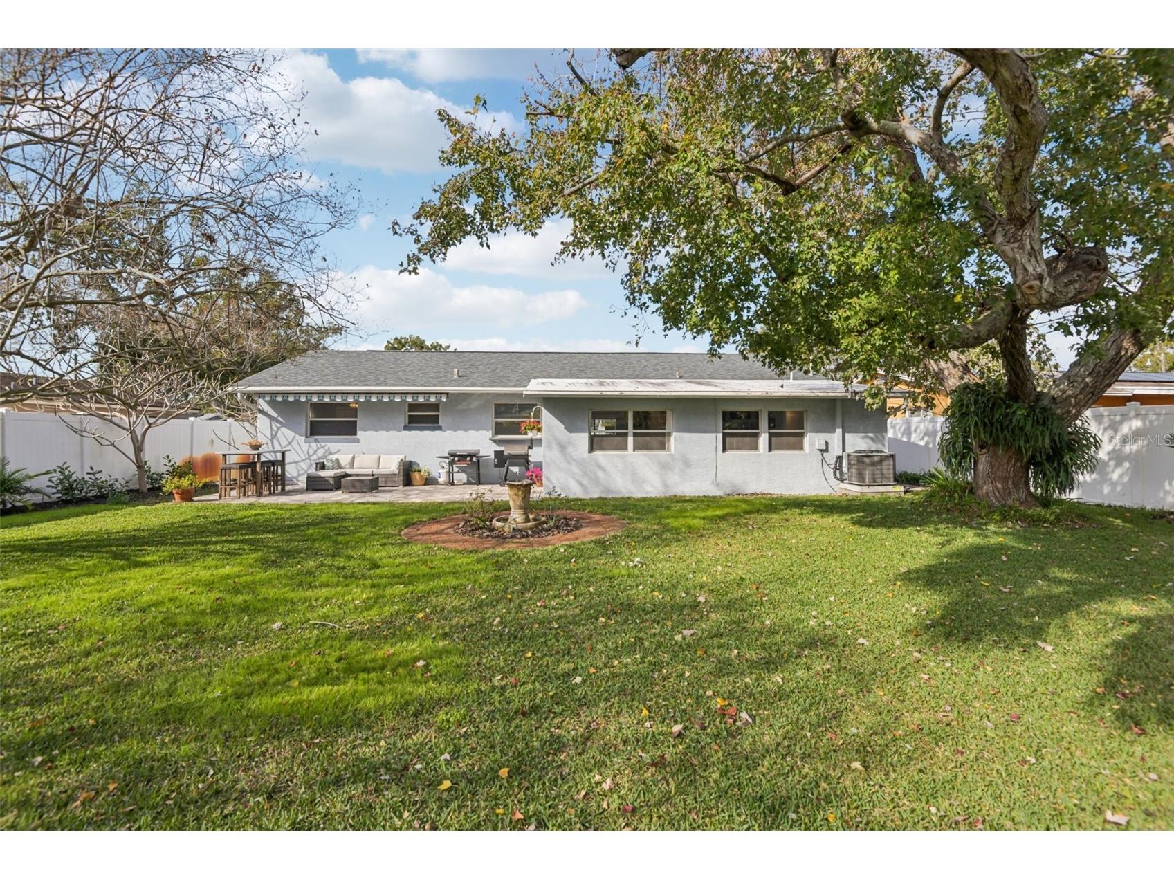 1945 59th Street N Saint Petersburg FL 33710 TB8462417 image25