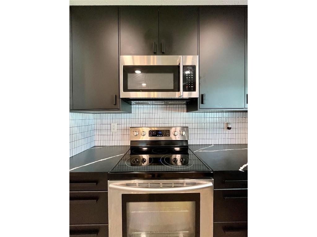 1945 68th Avenue S Saint Petersburg FL 33712 TB8452413 image15