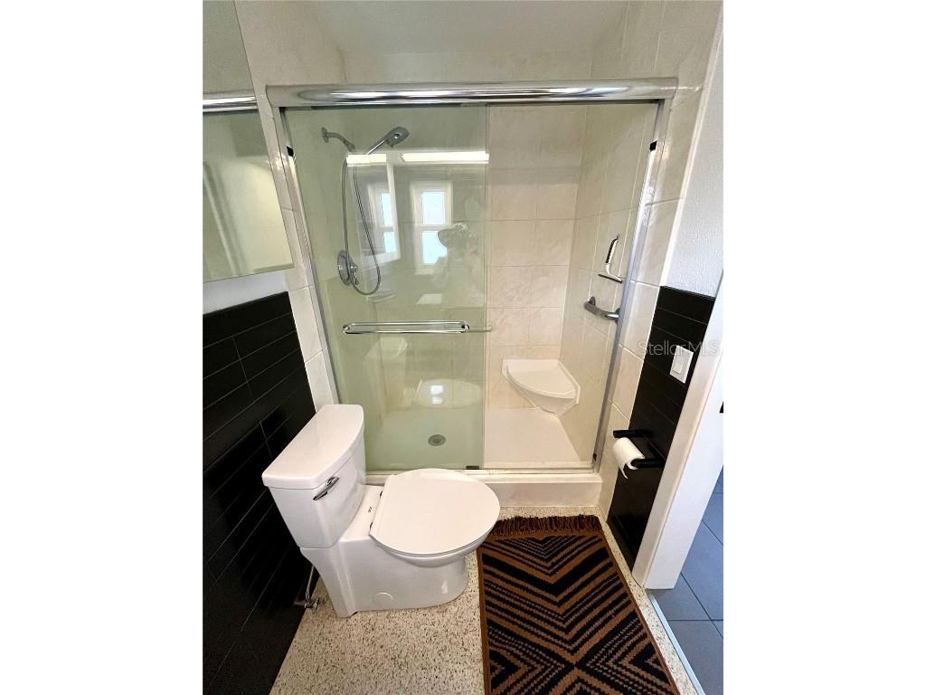 1945 68th Avenue S Saint Petersburg FL 33712 TB8452413 image20