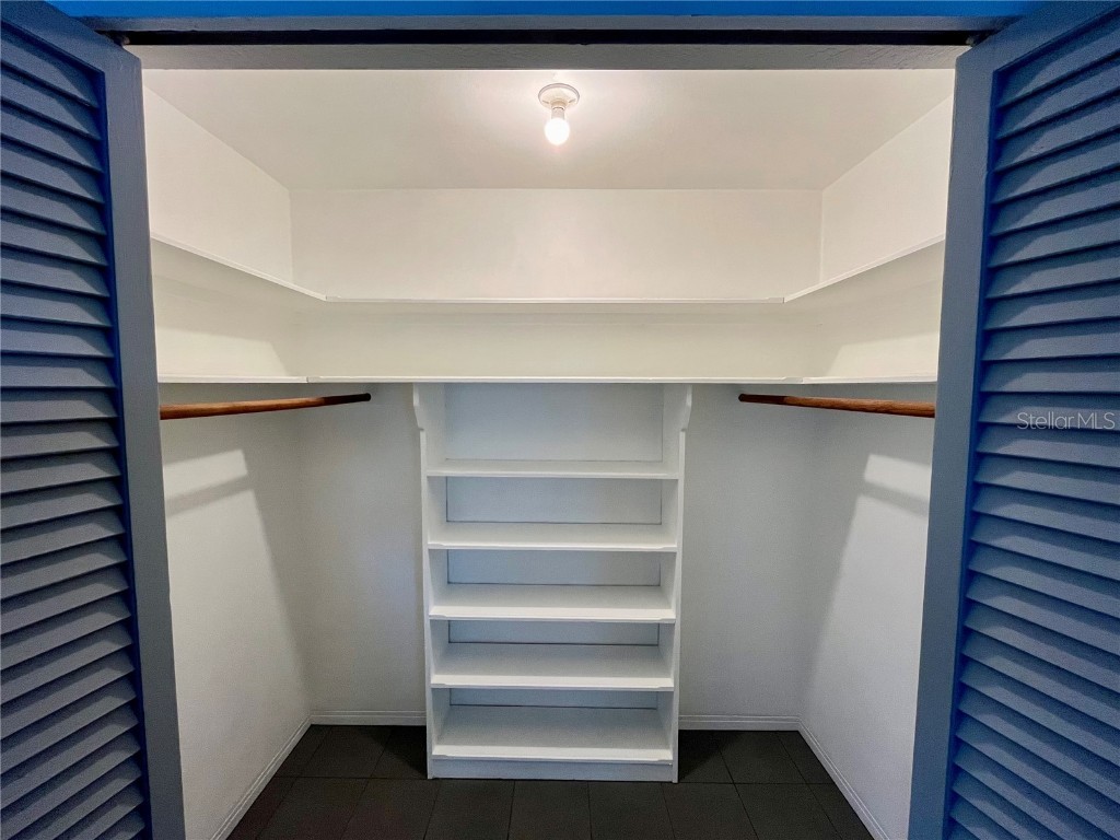 1945 68th Avenue S Saint Petersburg FL 33712 TB8452413 image21