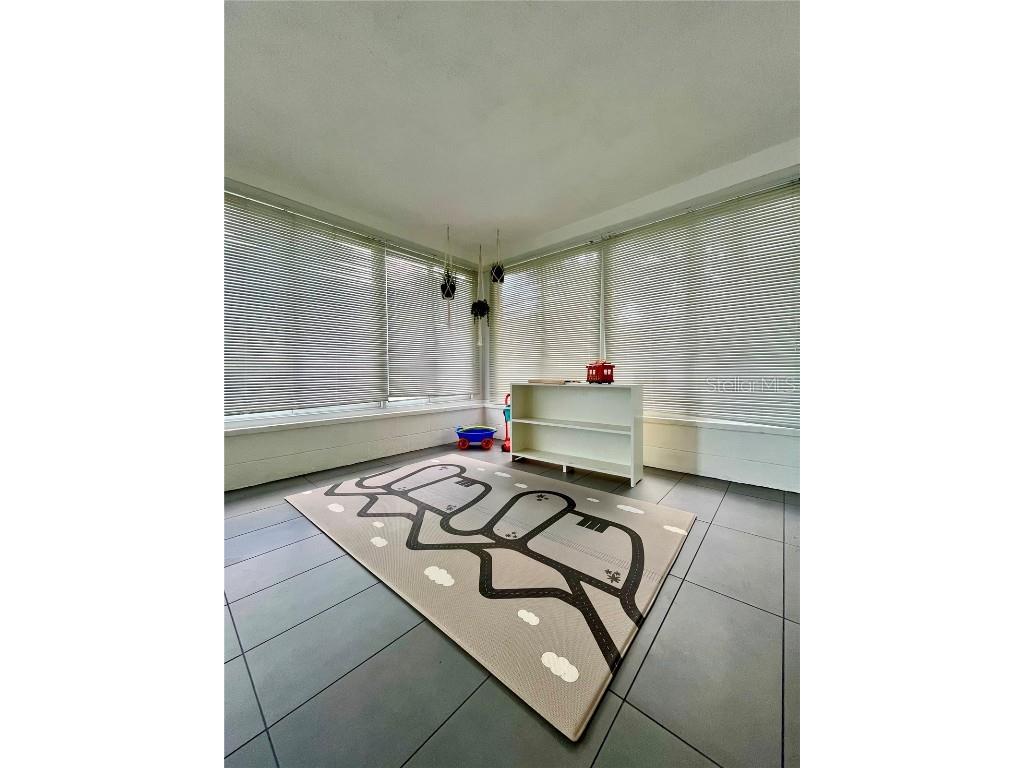 1945 68th Avenue S Saint Petersburg FL 33712 TB8452413 image29