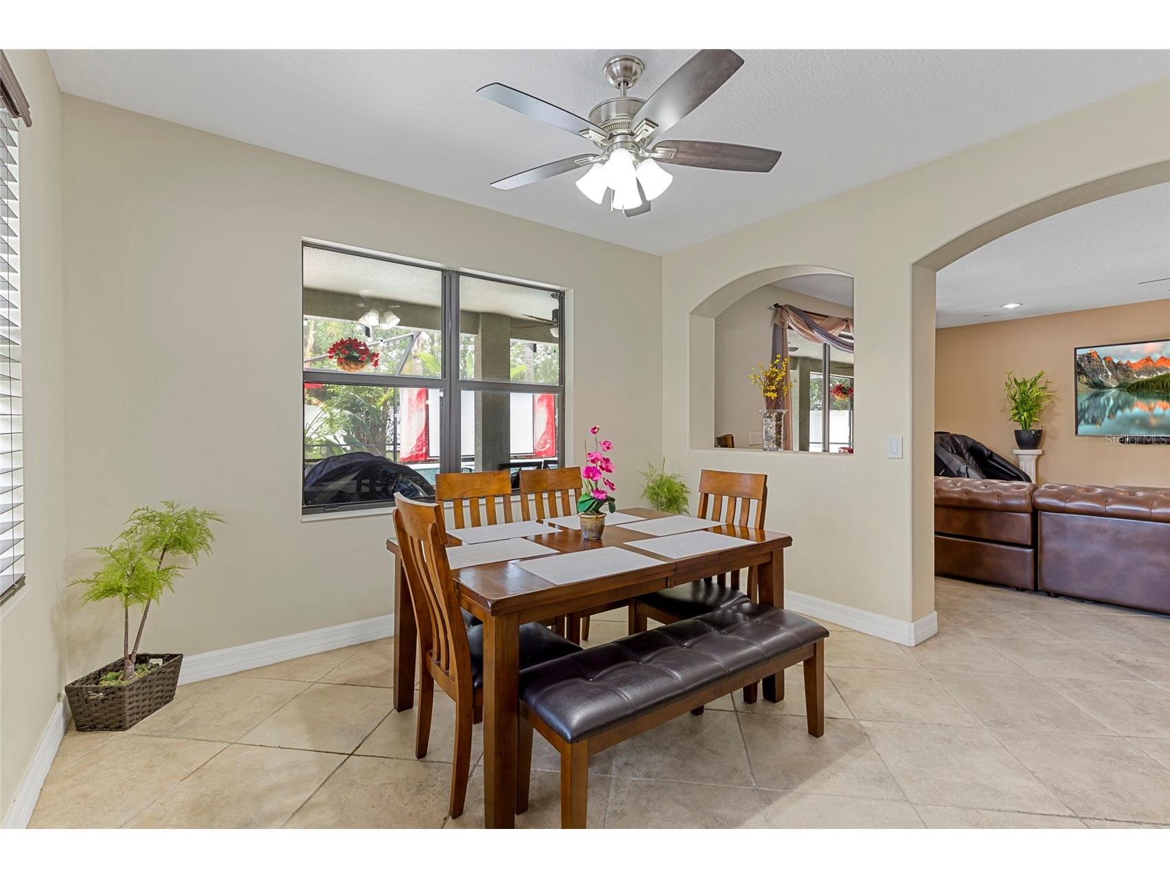 1945 Abbey Ridge Drive Dover FL 33527 TB8523698 image10