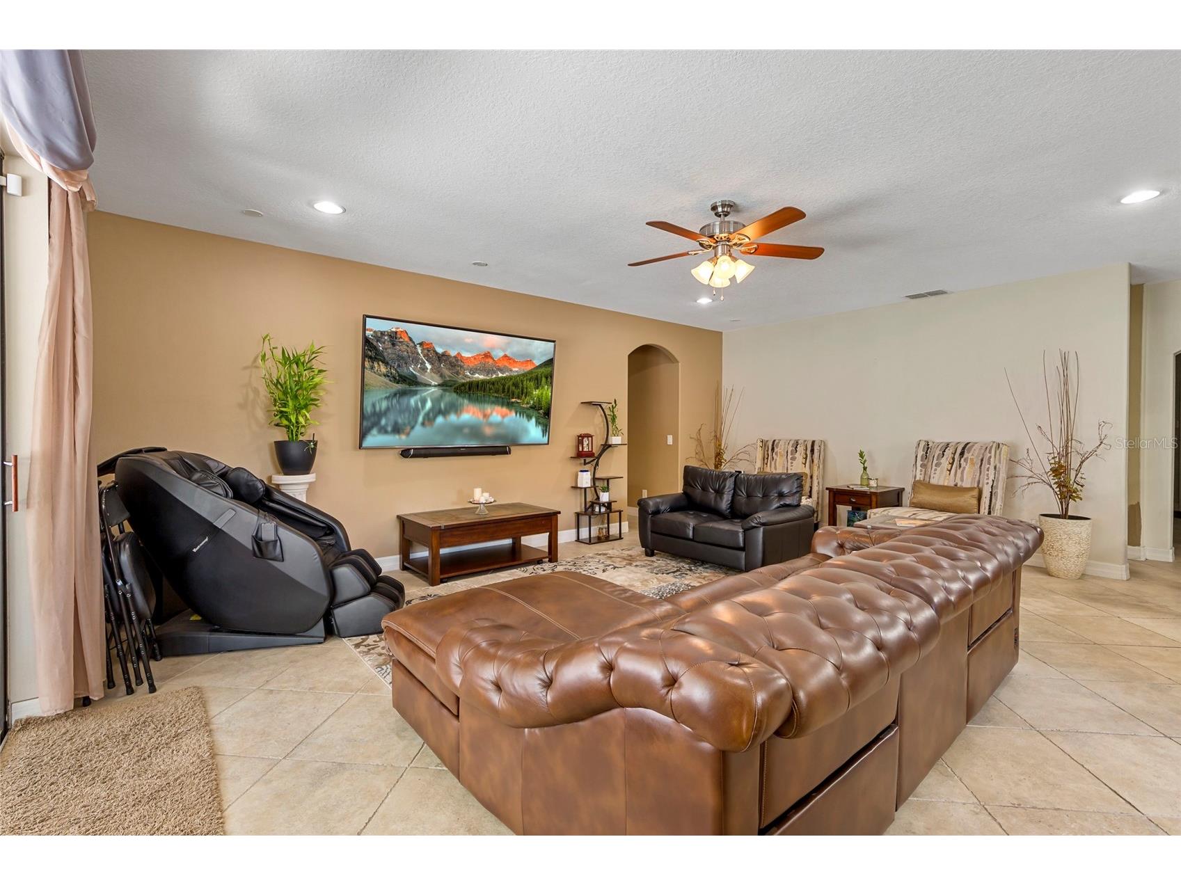 1945 Abbey Ridge Drive Dover FL 33527 TB8523698 image12