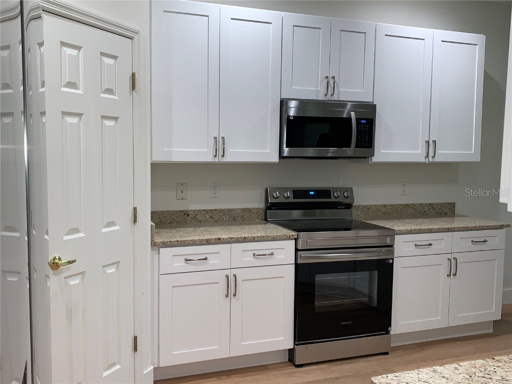 1945 Blue River Road Holiday FL 34691 TB8443203 image4