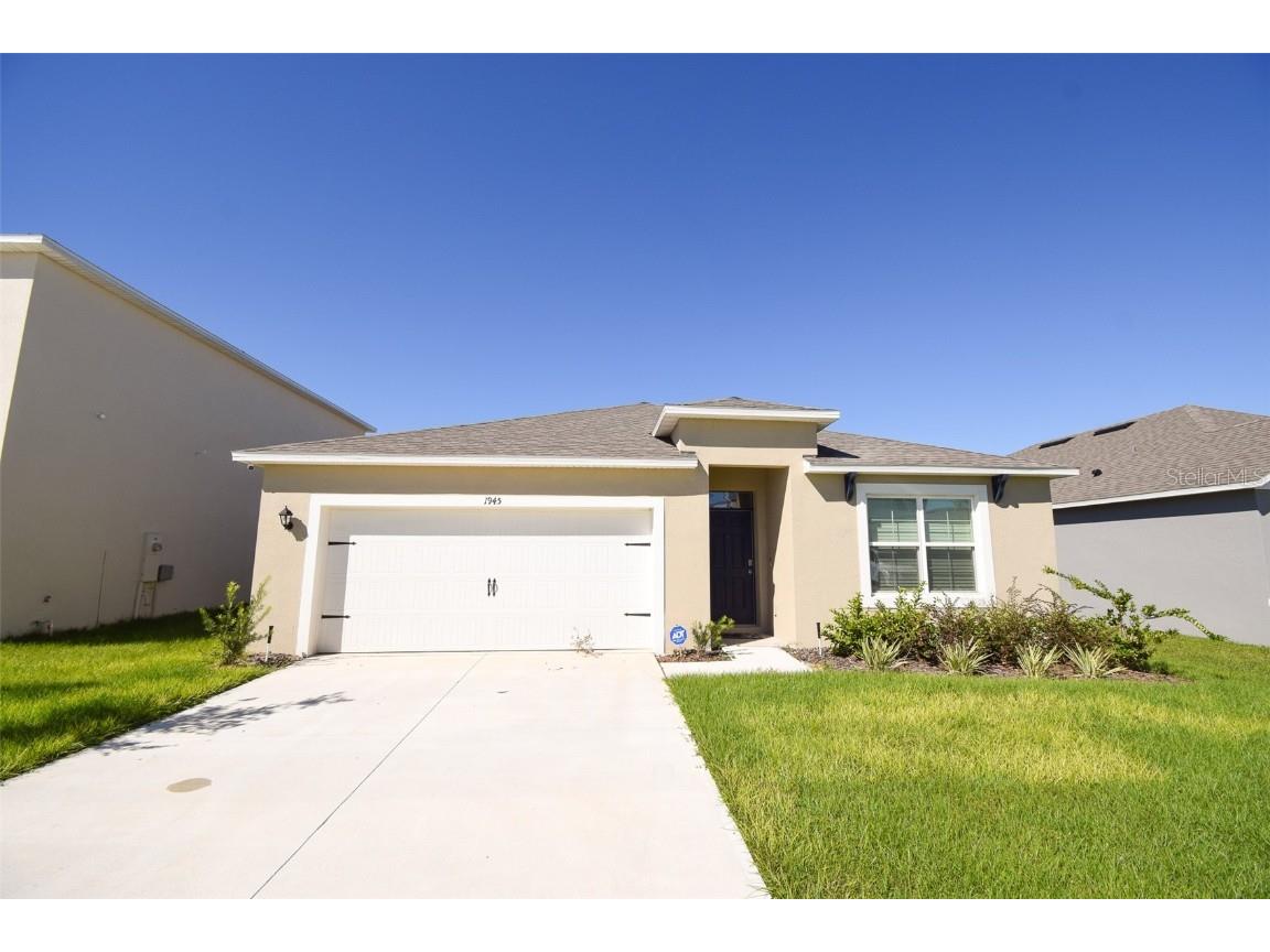 1945 Chickasaw Boulevard Davenport FL 33837 O6352094 image1