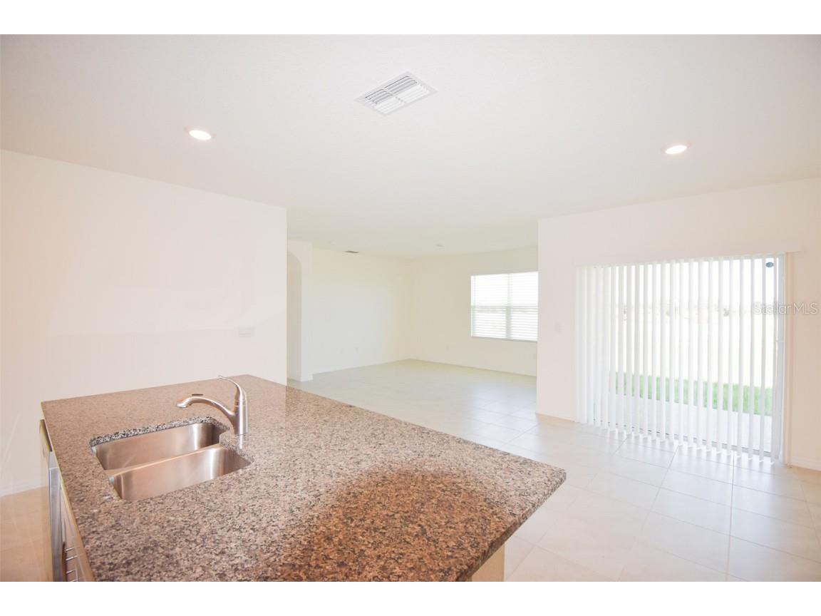 1945 Chickasaw Boulevard Davenport FL 33837 O6352094 image10