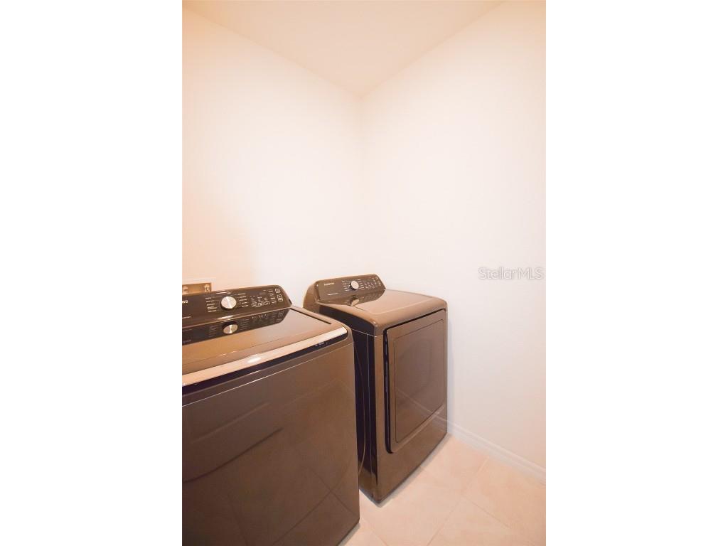 1945 Chickasaw Boulevard Davenport FL 33837 O6352094 image20