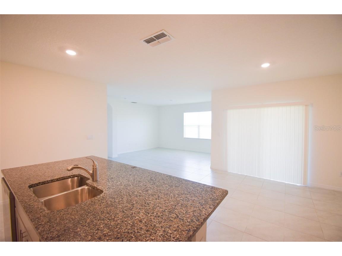 1945 Chickasaw Boulevard Davenport FL 33837 O6352094 image22