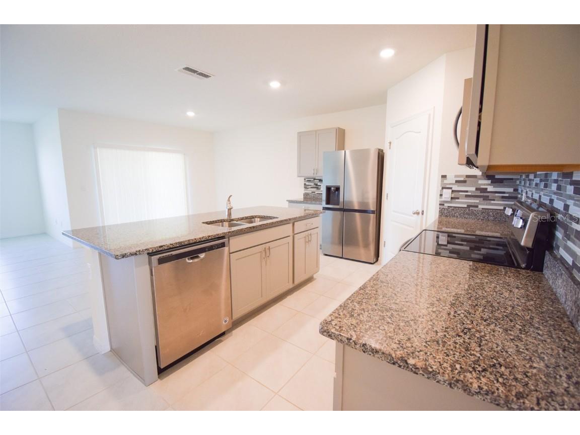 1945 Chickasaw Boulevard Davenport FL 33837 O6352094 image33