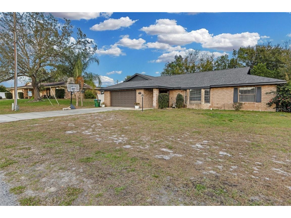 1945 Eden Drive Deltona FL 32725 V4940164 image1