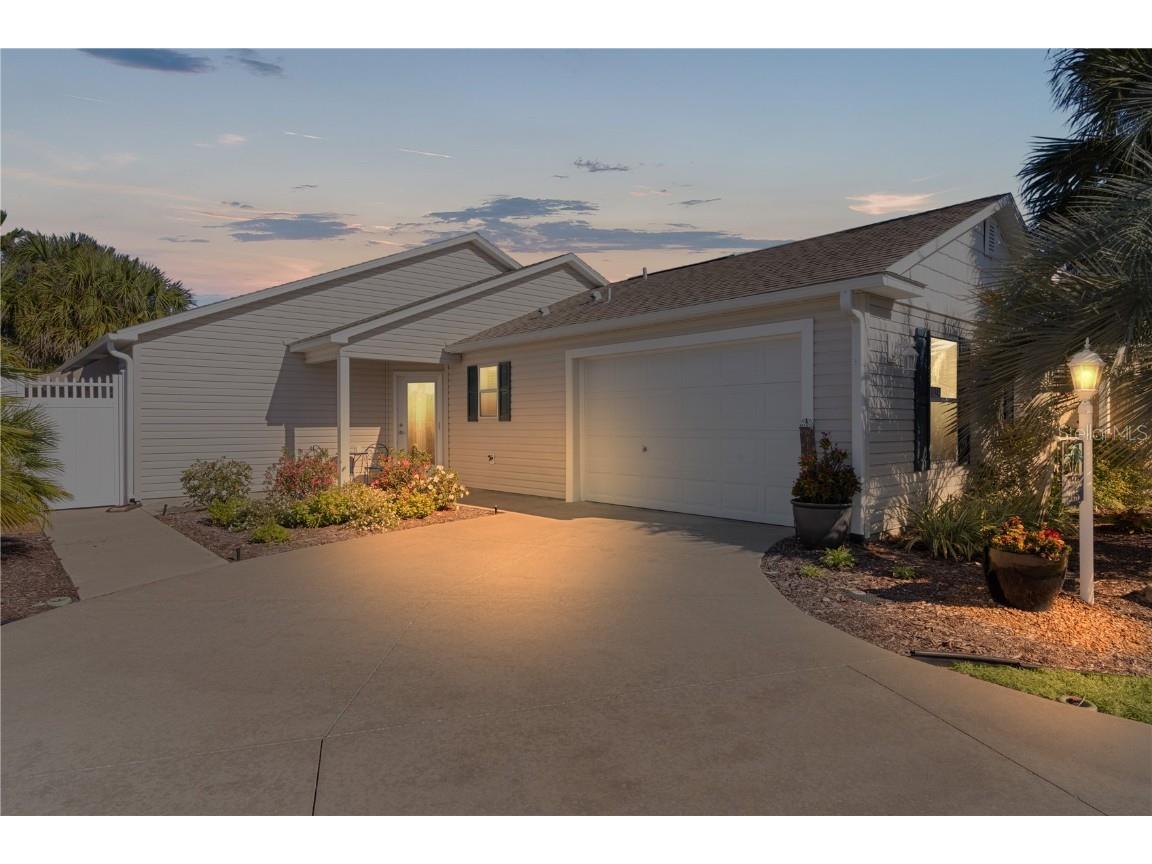 1945 Fiddlewood Place The Villages FL 32162 G5091569 image1