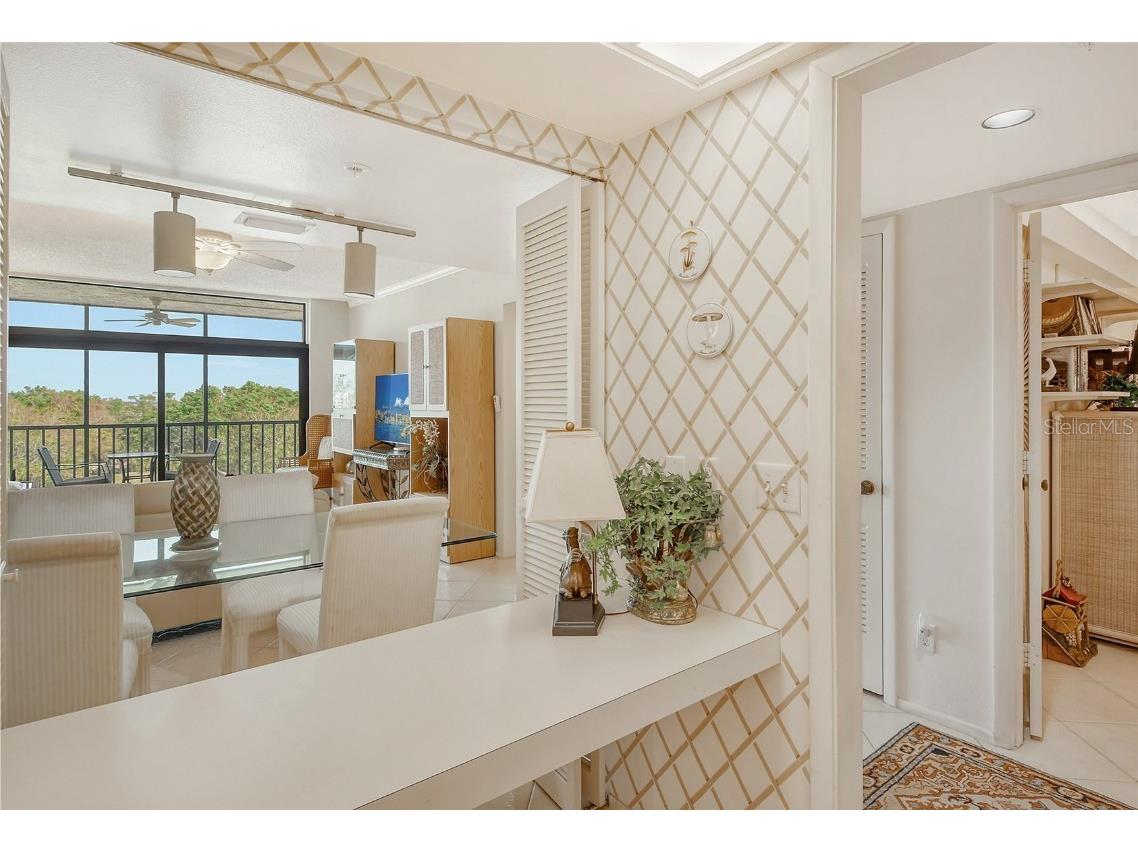 1945 Gulf Of Mexico Drive #M2-402 Longboat Key FL 34228 A4650120 image17