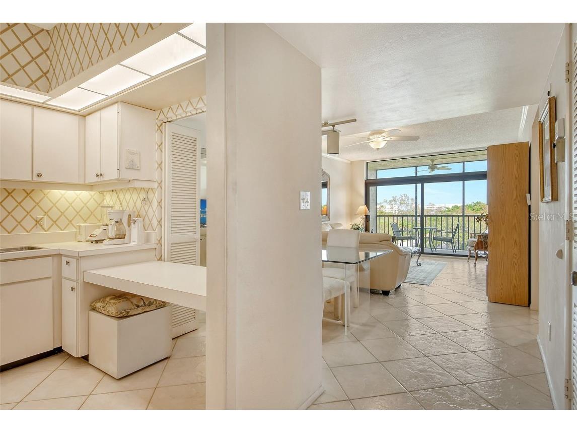 1945 Gulf Of Mexico Drive #M2-402 Longboat Key FL 34228 A4650120 image18