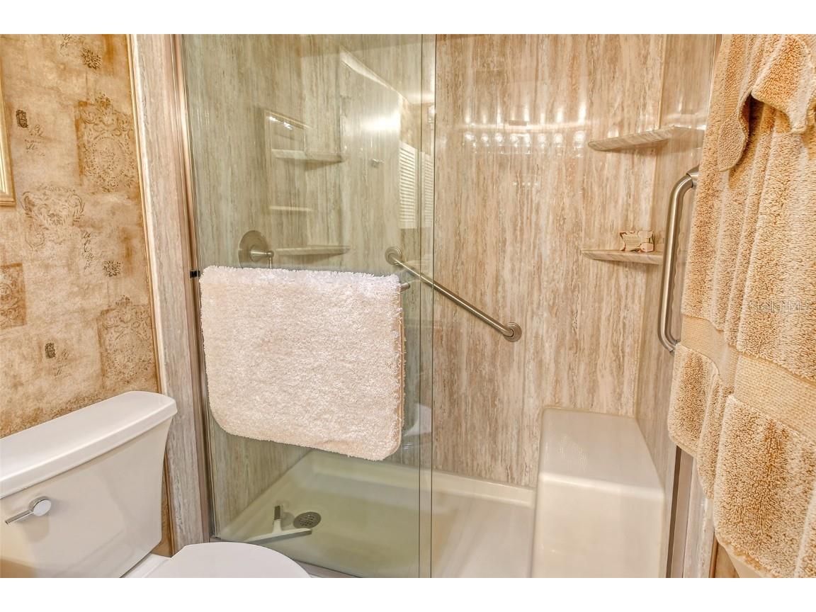 1945 Gulf Of Mexico Drive #M2-402 Longboat Key FL 34228 A4650120 image25