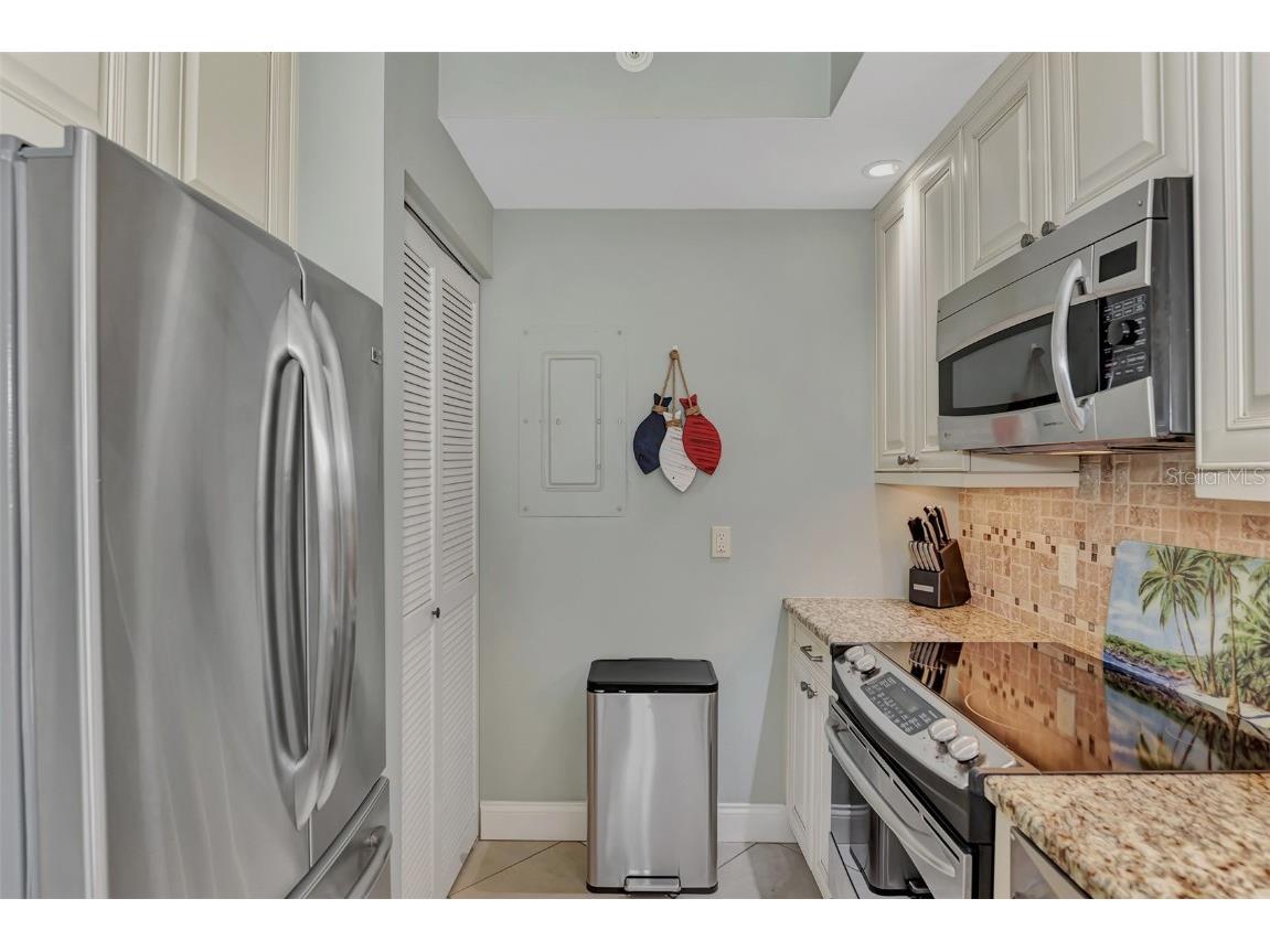 1945 Gulf Of Mexico Drive #M2-414 Longboat Key FL 34228 A4618406 image24